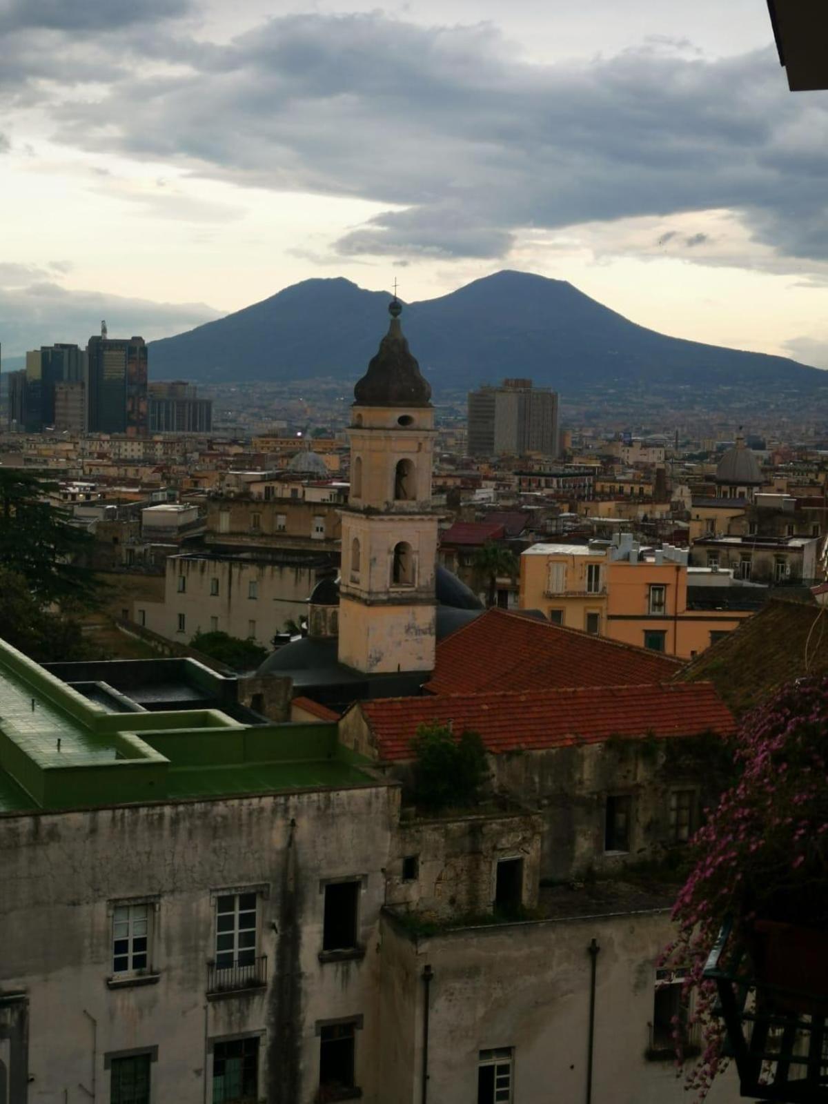 Faccia Gialla Napoli Casa Vacanze 外观 照片
